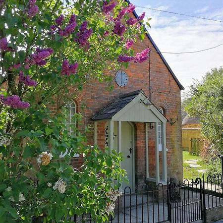 The Old Chapel Villa Marlborough Exterior photo